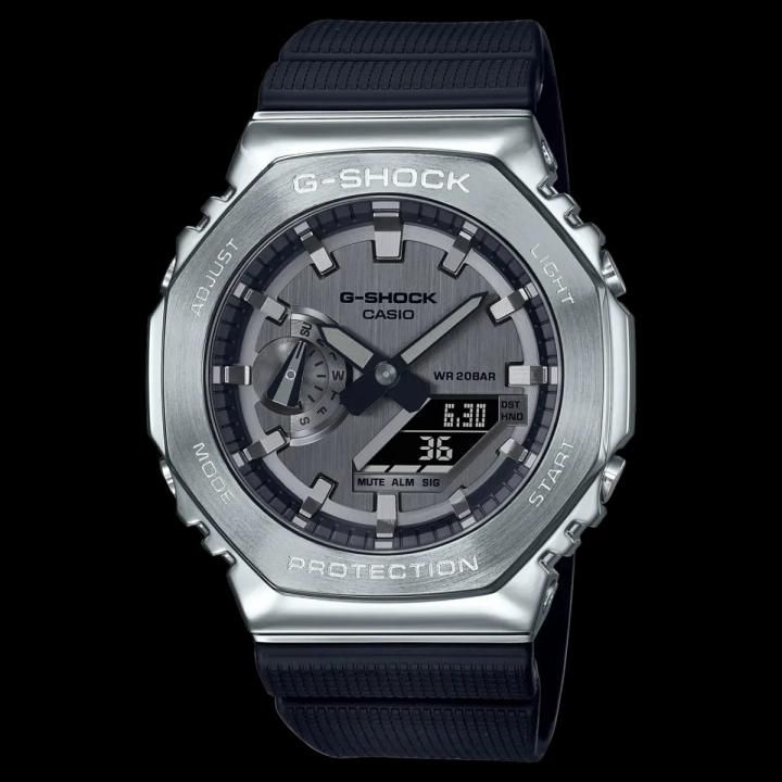 Casio g shock gm2100 black silver Black