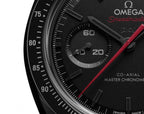 Omegg_a Speedmaster Dark Side of the Moon black white Red niddle