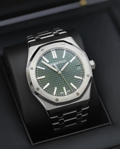 Audemar_s Piguet Royal Oak Quartz